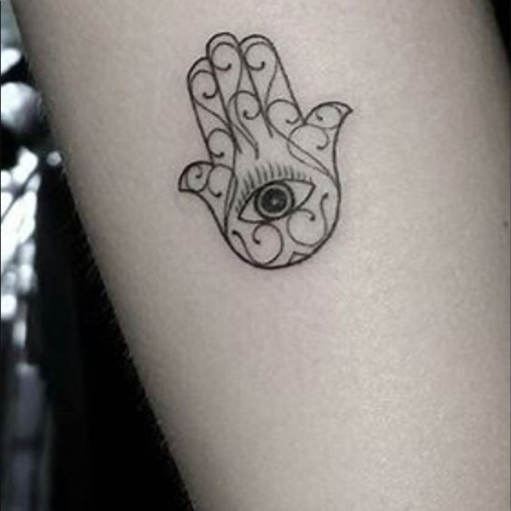 Meet your Posher, Alexis